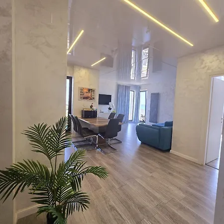 Appartamento Unique Panoramic Seaview Luxury - Langa Plaja *