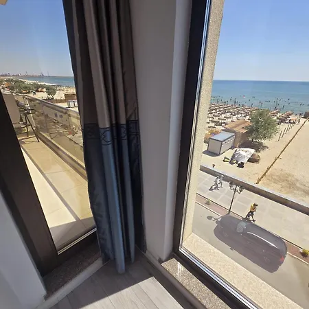Daire Unique Panoramic Seaview Luxury - Langa Plaja *