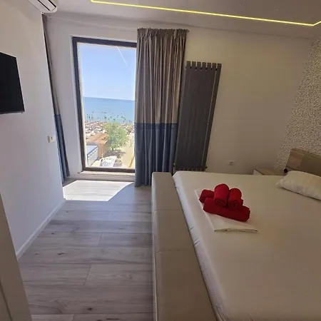 Daire Unique Panoramic Seaview Luxury - Langa Plaja